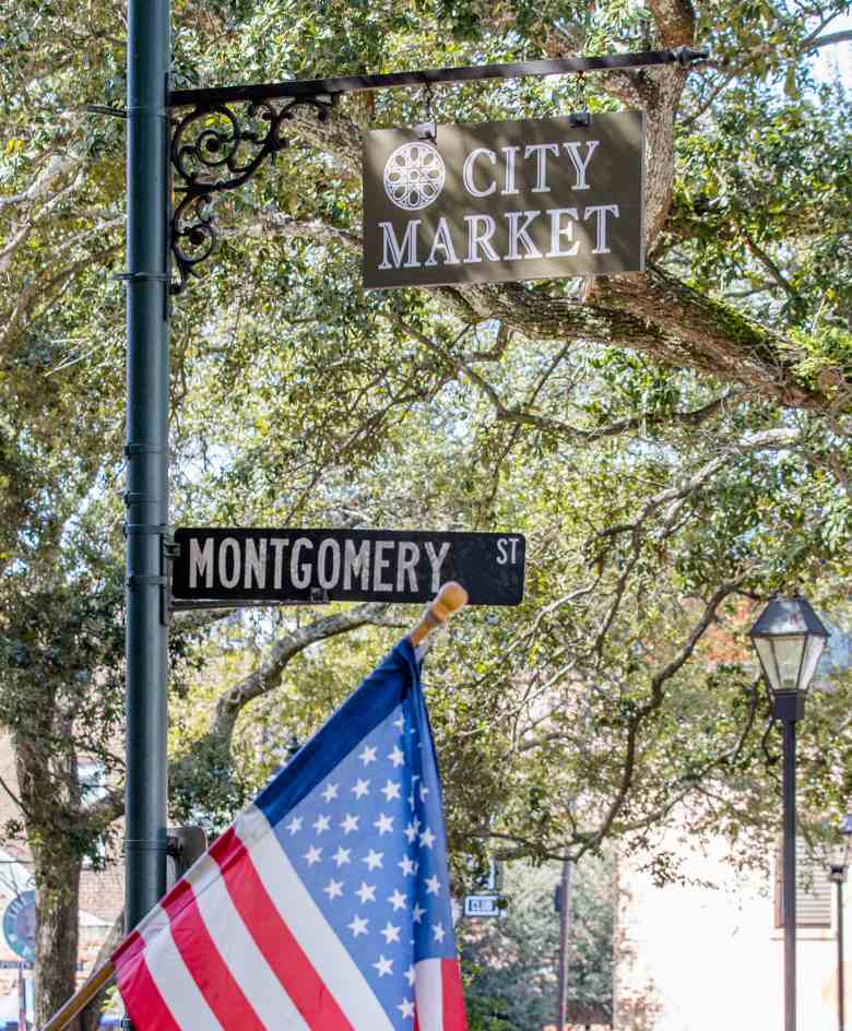 Savannah City Market signs